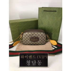 구찌 네오 빈티지 GG 수프림 메신저백 476466
