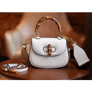 구찌 뱀부 미니 탑핸들백 686864