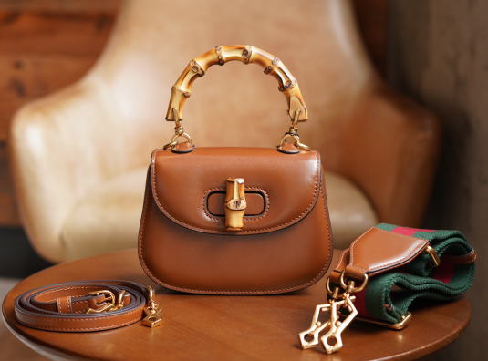 구찌 뱀부 미니 탑핸들백 686864 