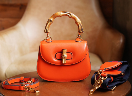 구찌 뱀부 미니 탑핸들백 686864