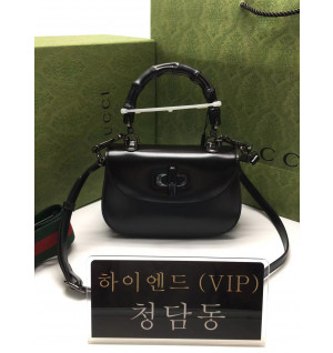 구찌 뱀부 스몰 탑핸들백 675797