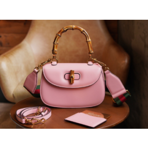 구찌 뱀부 스몰 탑핸들백 675797