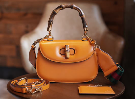 구찌 뱀부 스몰 탑핸들백 675797