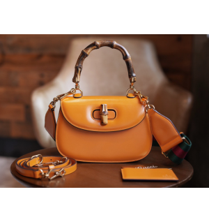 구찌 뱀부 스몰 탑핸들백 675797