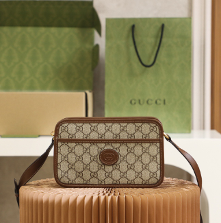 구찌 인터로킹G 크로스백 658572