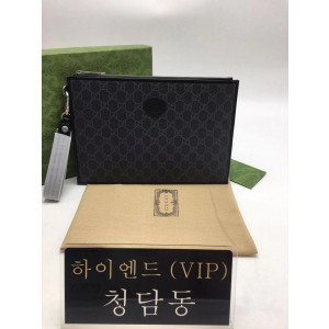 구찌 인터로킹G 클러치 672953