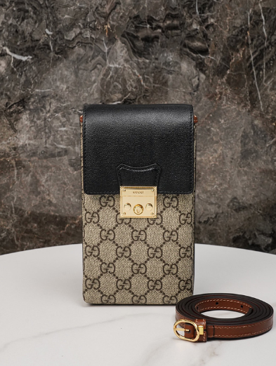 구찌 패들락 미니폰백 폰홀더 658229