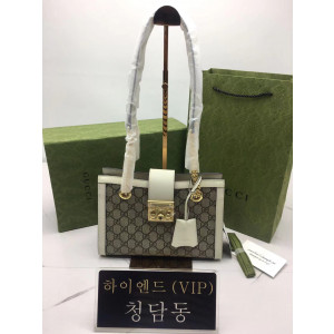 구찌 패들락 스몰 GG 숄더백 498156