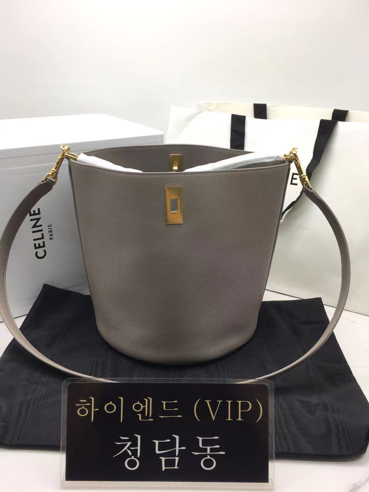 셀린느 16 버킷백 (하이엔드급)