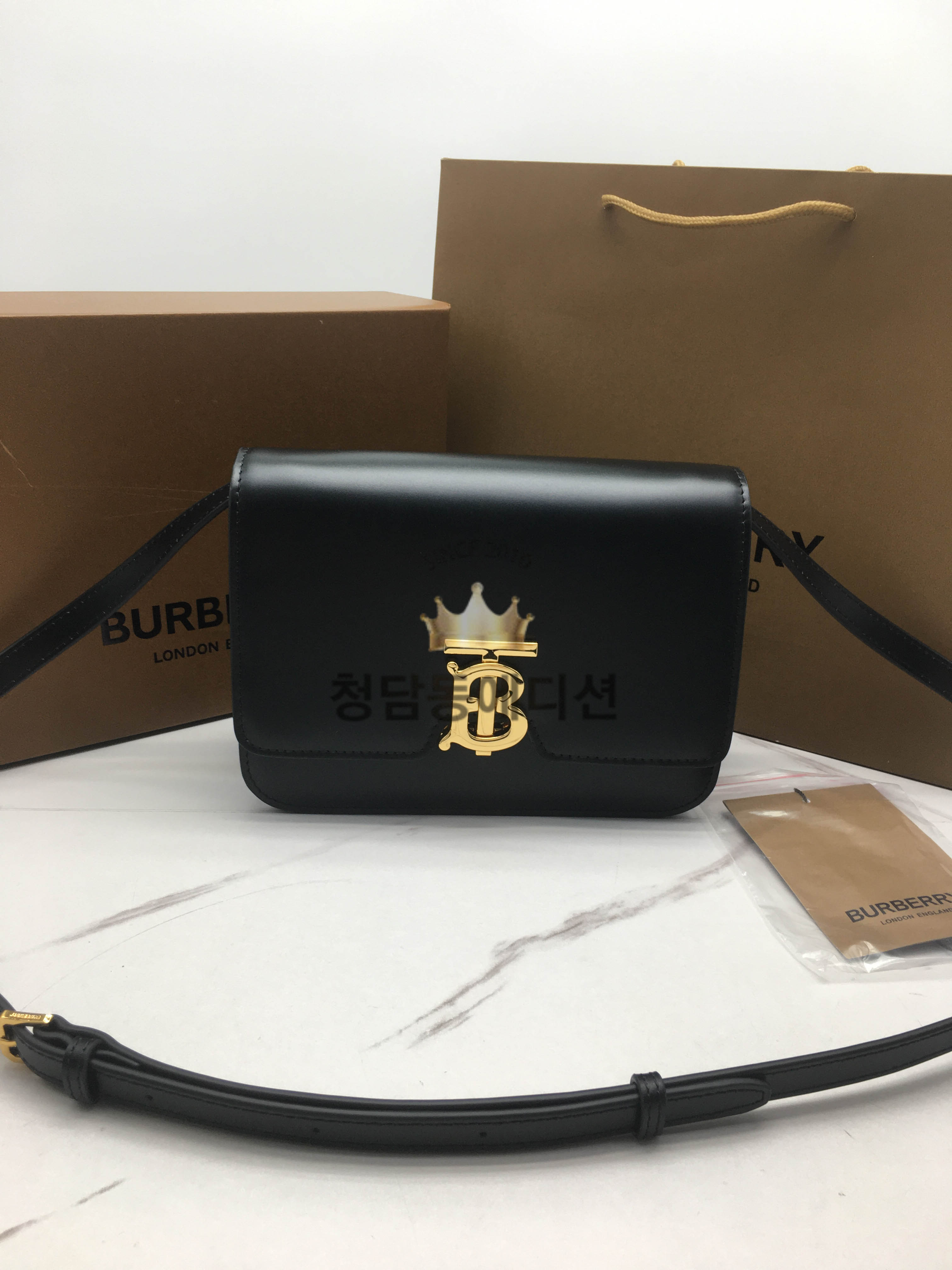 버버리 TB 크로스백 스몰 (하이엔드급)