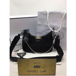 프라다 리에디션 나일론 테수토 호보백 리뉴얼 (하이엔드급)