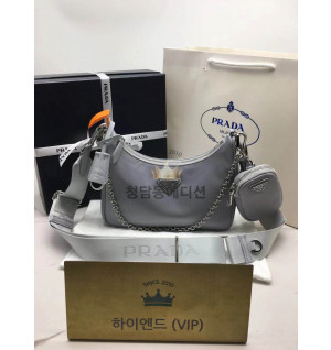 프라다 리에디션 나일론 테수토 호보백 (하이엔드급)