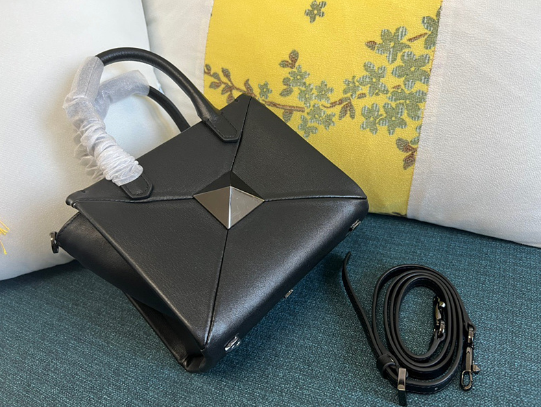 발렌티노 원스터드 탑핸들 숄더백 (하이엔드급)