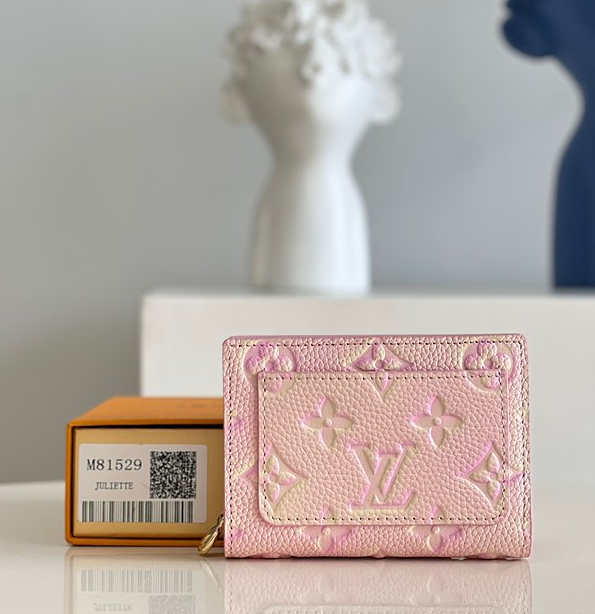 루이비통 클레아 월릿 M81529
