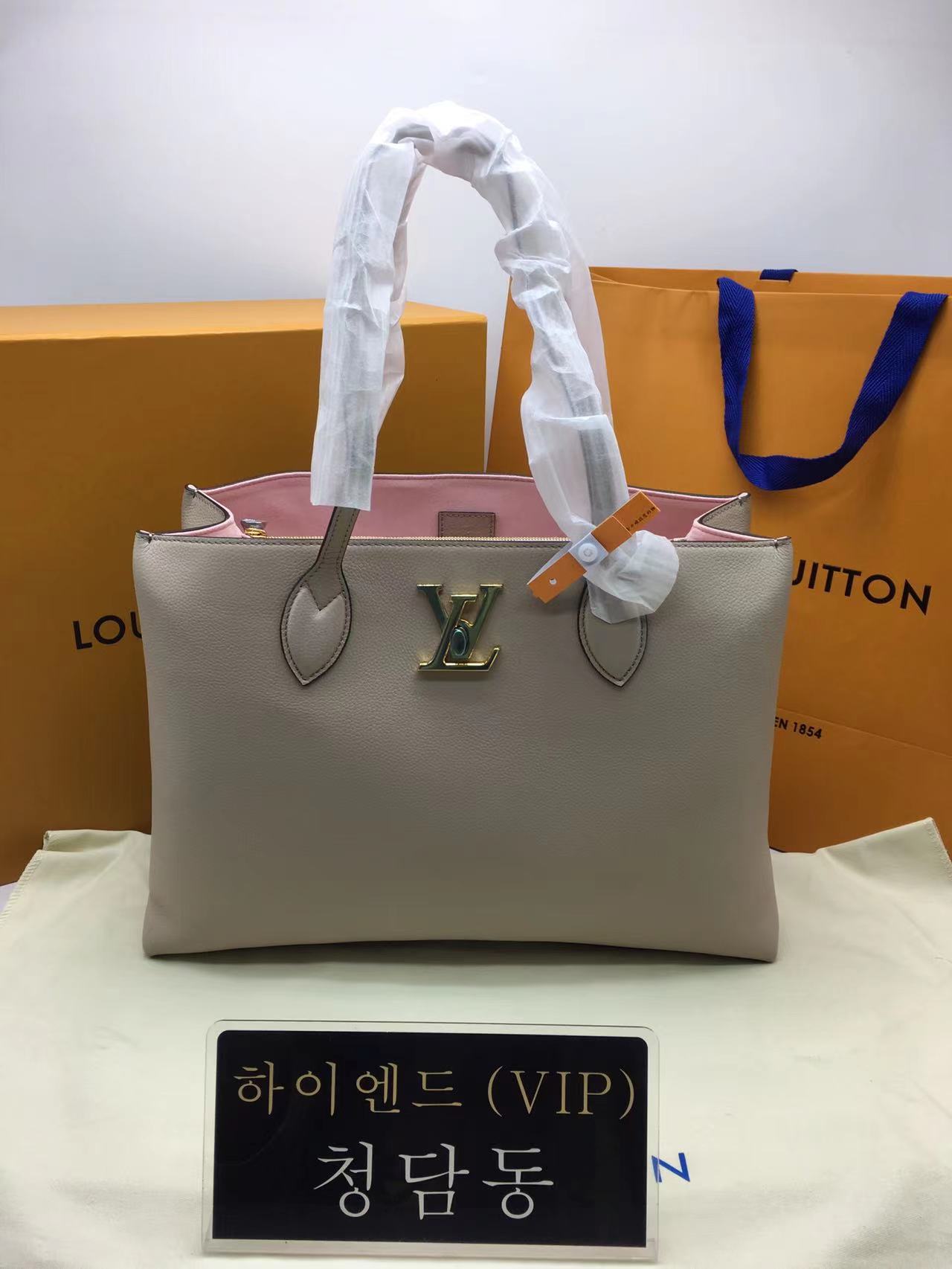 루이비통 락미 쇼퍼백  M57345