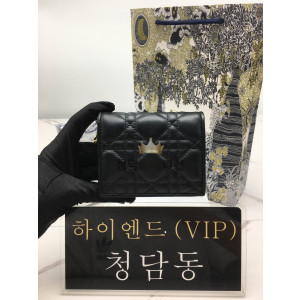 디올 까나쥬 램스킨 반지갑