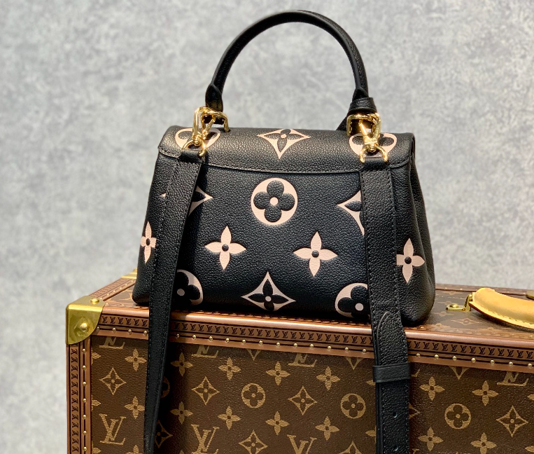 루이비통 마들렌 BB M45978