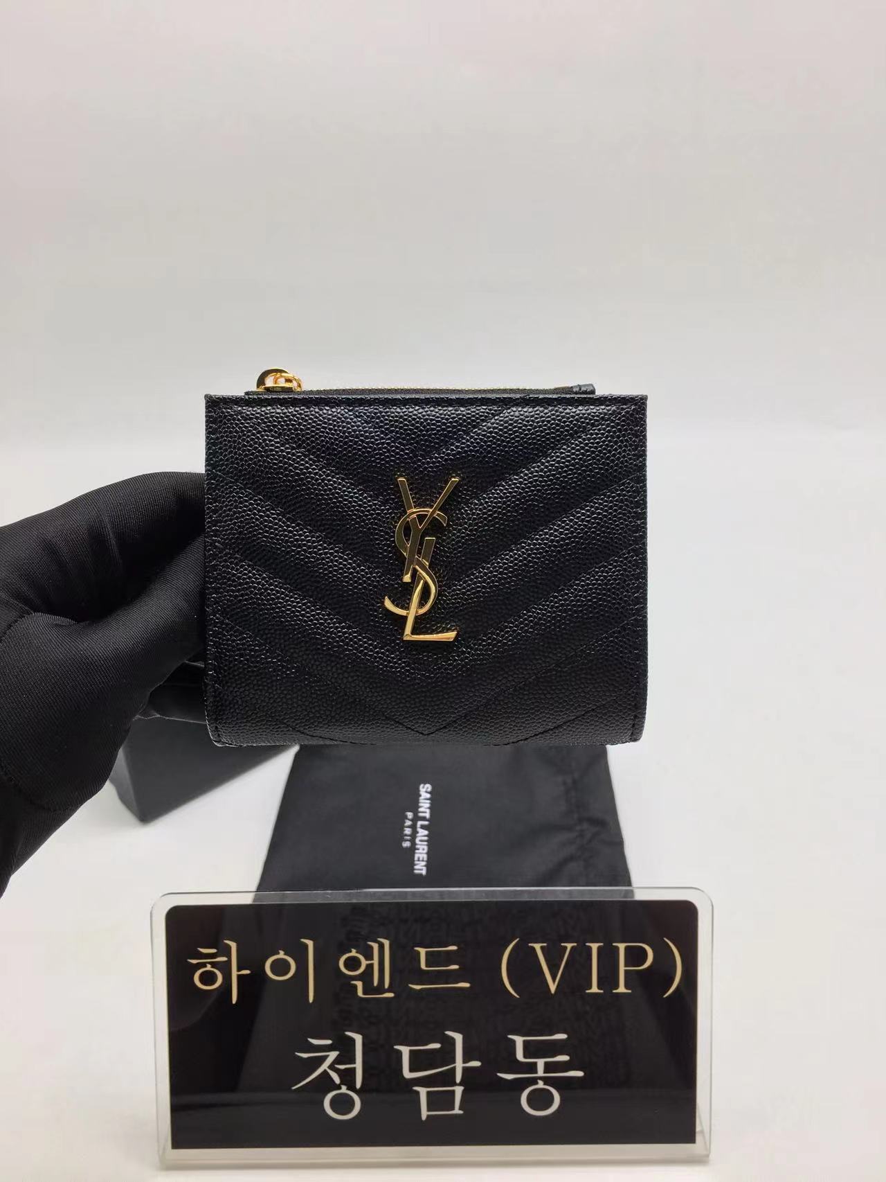 생로랑 모노그램 지퍼 카드 케이스 517045