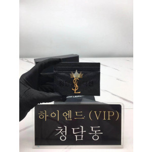 생로랑 모노그램 퀼팅 카드홀더 423291