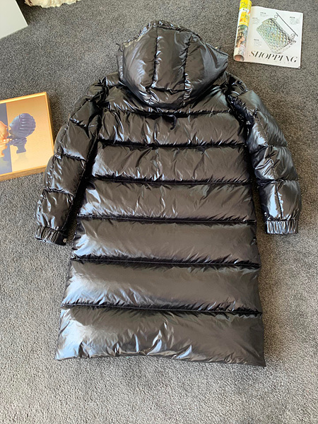 몽클레어 히노베리안 롱패딩 (남성용)