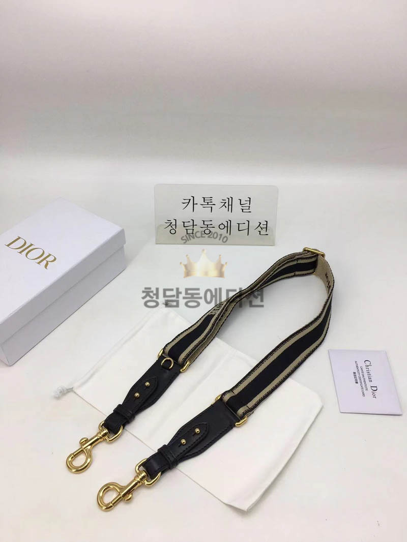 디올 스트랩