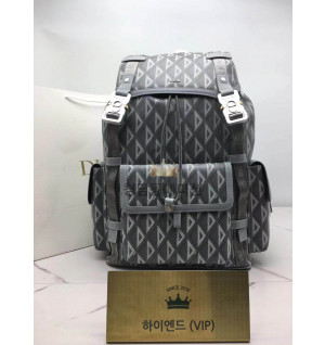 디올 다이아몬드 CD 백팩