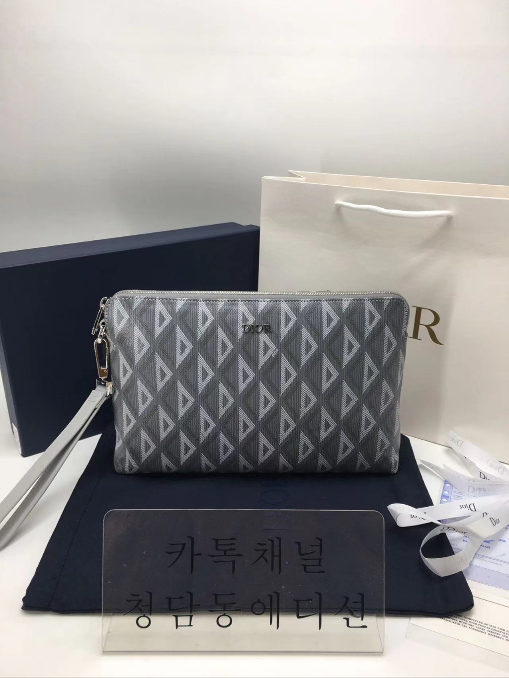 디올 다이아몬드 CD 클러치백 (26.5cm / 30cm)