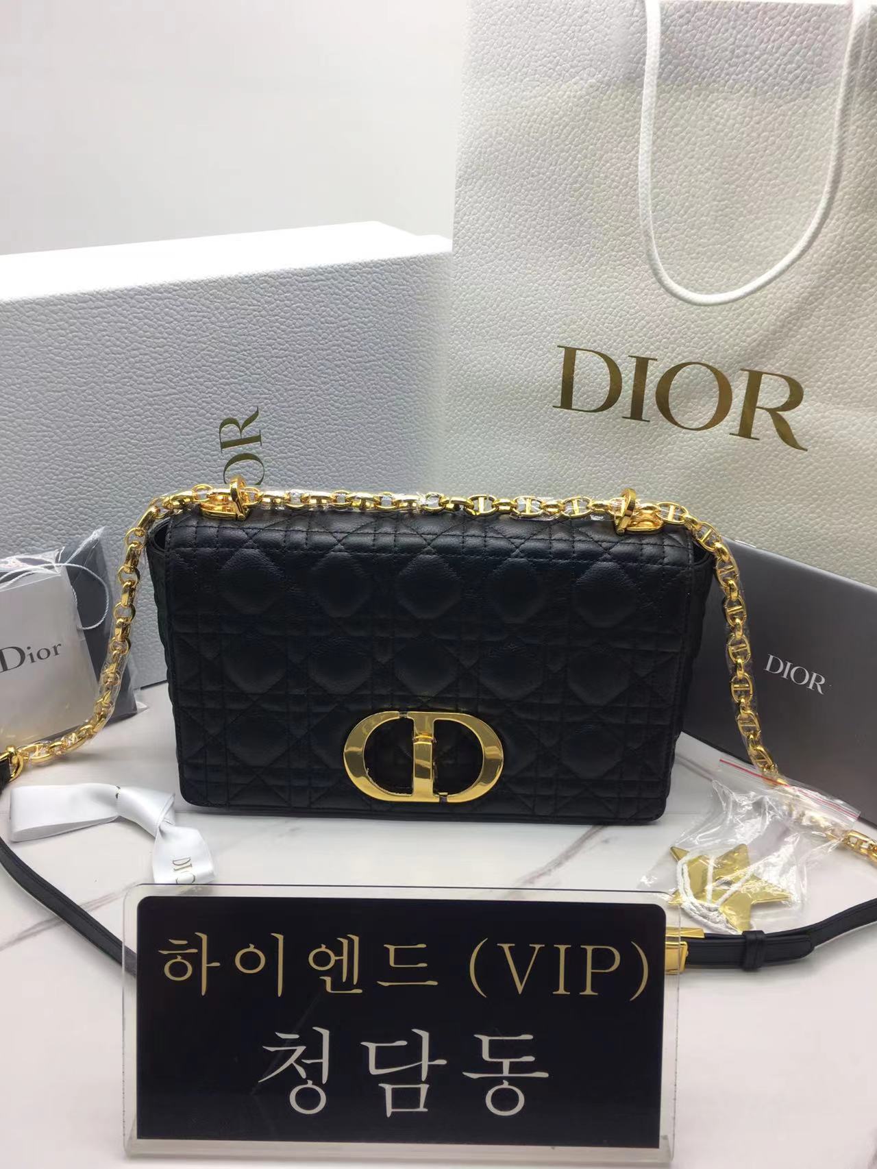 디올 카로백 미디움