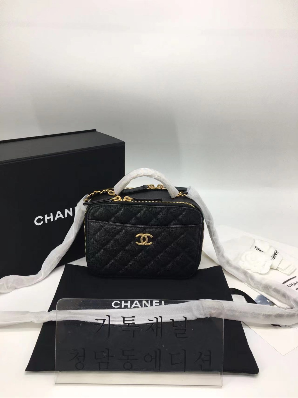 샤넬 22SS 이니셜 로고 탑핸들 베니티 케이스(17.5cm,19cm)