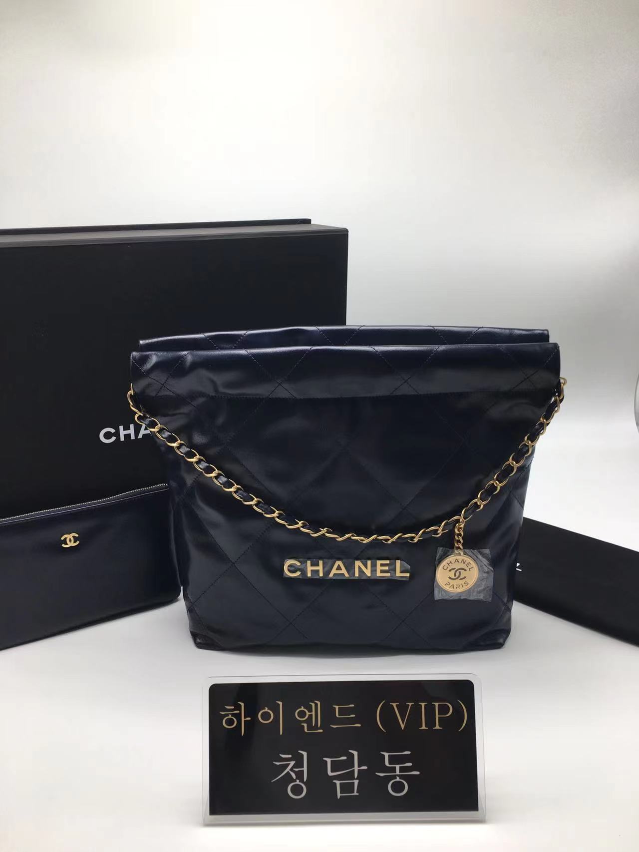 샤넬 22백 스몰 (upgrade ver.) (컬러 네이비)