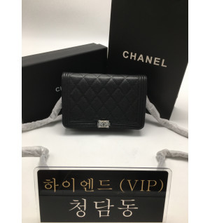 샤넬 보이 플랩 WOC 체인 월릿 은장