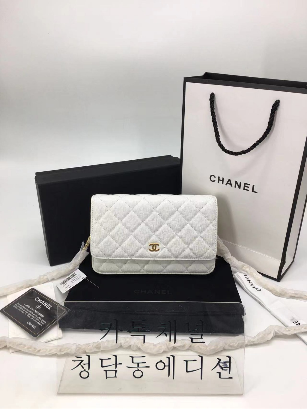 샤넬 클래식 WOC  체인 월릿