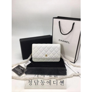샤넬 클래식 WOC  체인 월릿