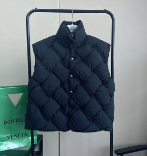 보테가베네타 패딩 조끼