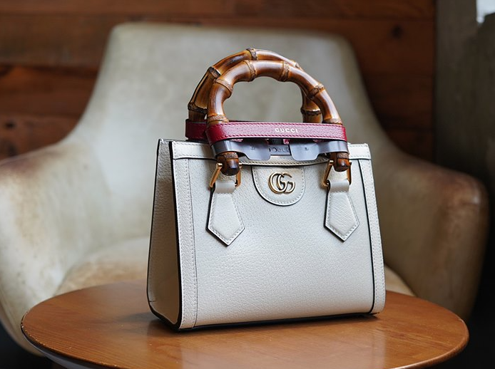 구찌 다이애나 미니 토트백 702732