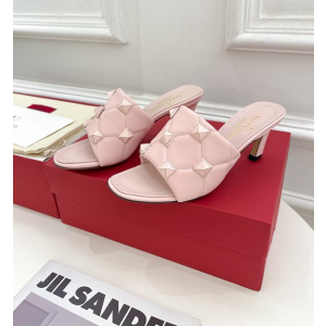 발렌티노 22ss 스터드 샌들