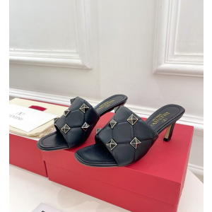 발렌티노 22ss 스터드 샌들