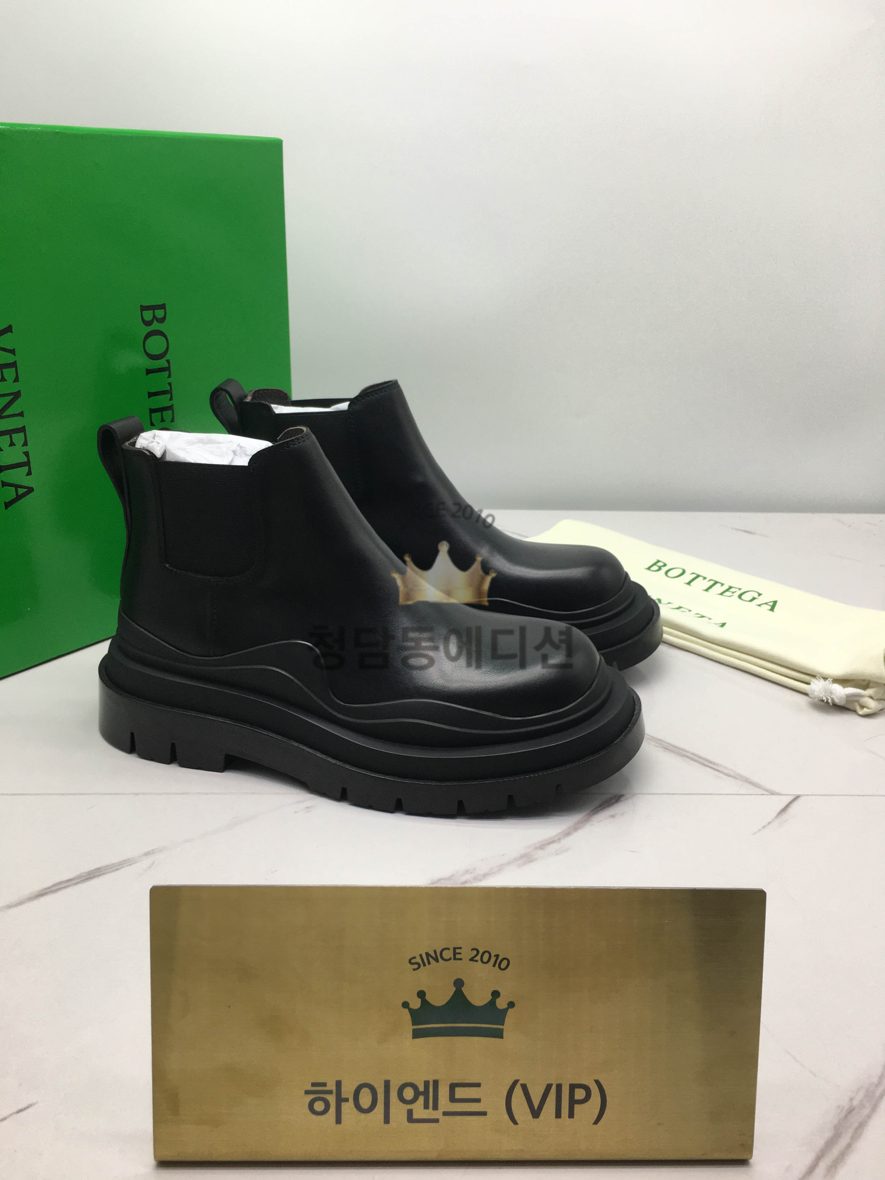 보테가베네타 타이어 앵글 첼시 부츠 (남녀공용) (컬러 블랙)