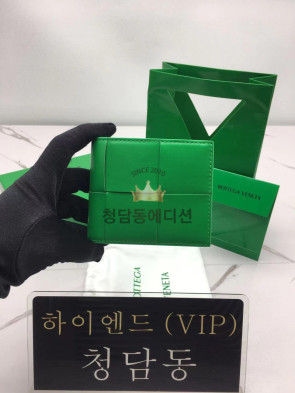 보테가베네타 인트레치아토 폴더형 반지갑 649603