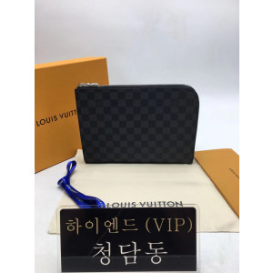 루이비통 포쉐트 주르 PM 클러치 N60113 (하이엔드급)