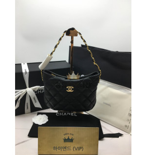 샤넬 22K CC로고 호보 핸드백 AS3562 (하이엔드급)