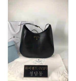 프라다 22FW 오버사이즈 클레오 숄더백 (하이엔드급)