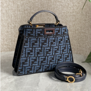 펜디 피카부 I SEE U 스몰