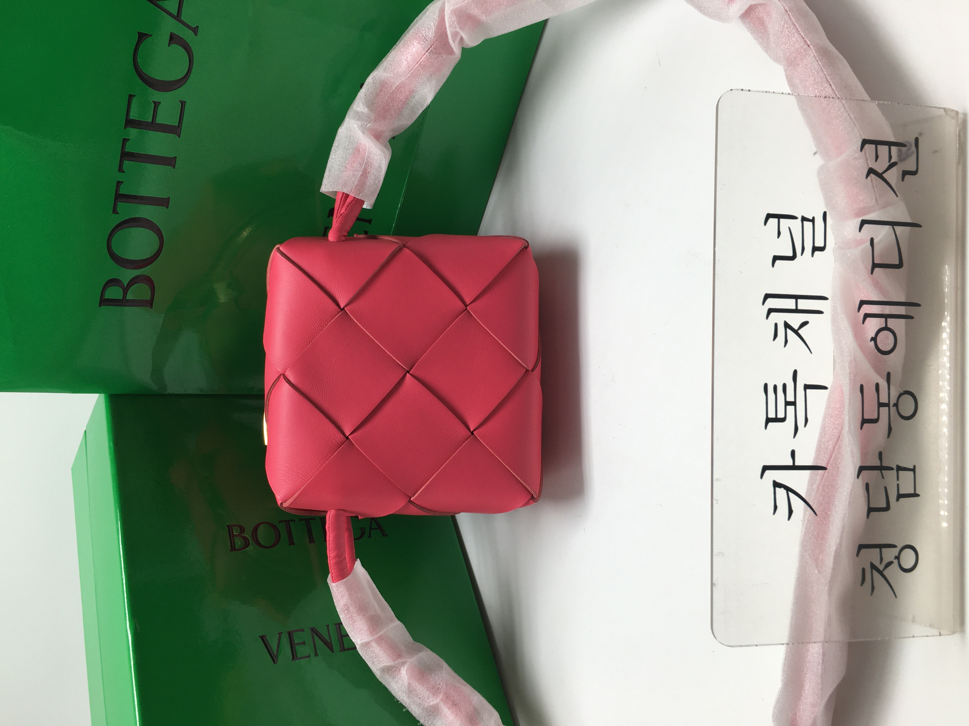 보테가베네타 카세트 미니카메라백