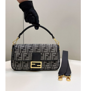 펜디 패브릭 바게트 백