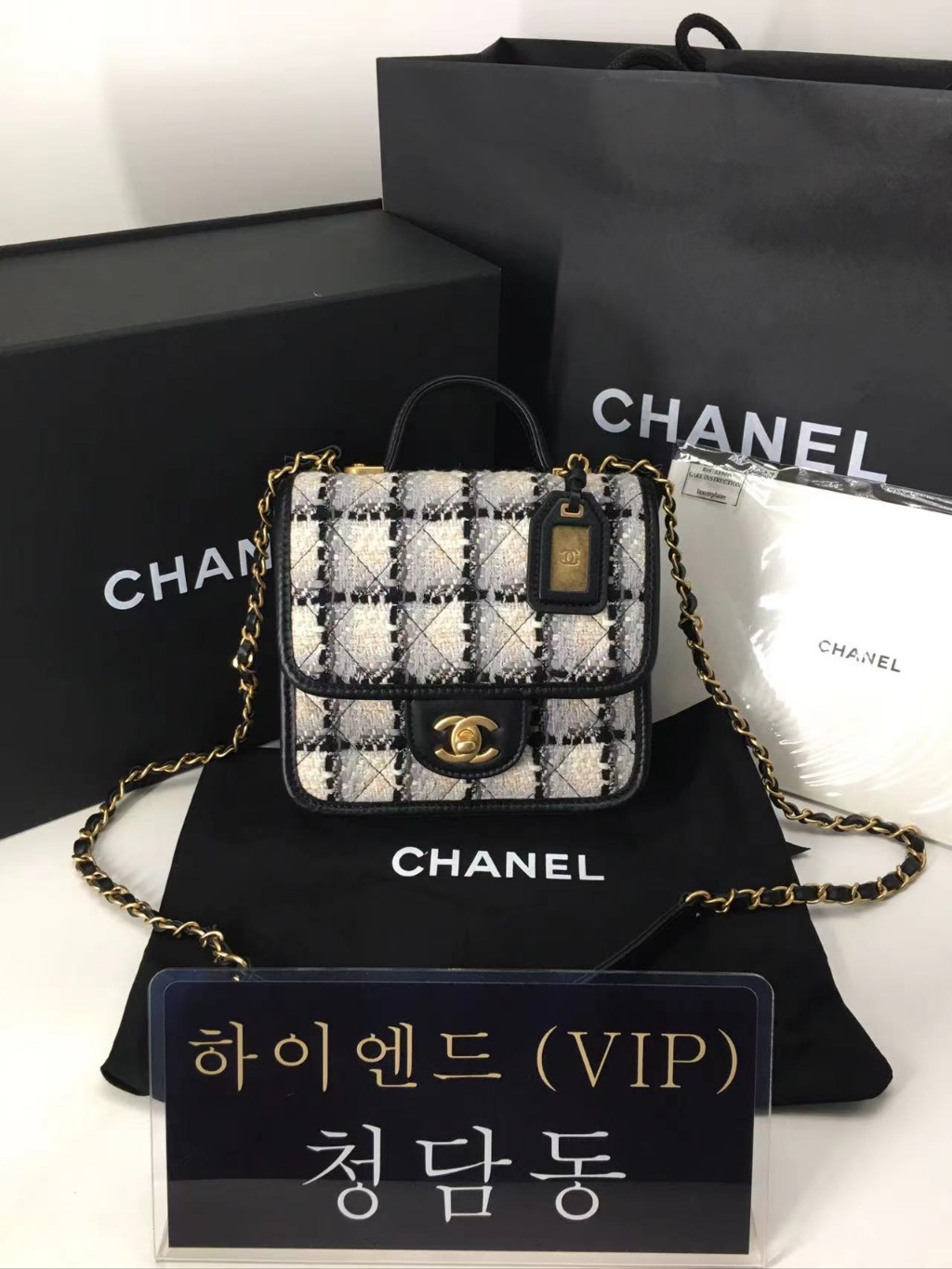 샤넬 22K 스몰 탑핸들 트위드 플랩백 (하이엔드급)