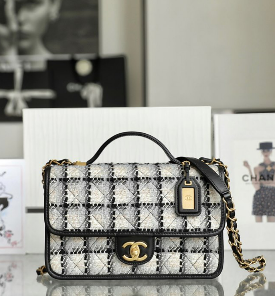 샤넬 22K 미디움 탑핸들 트위드 플랩백