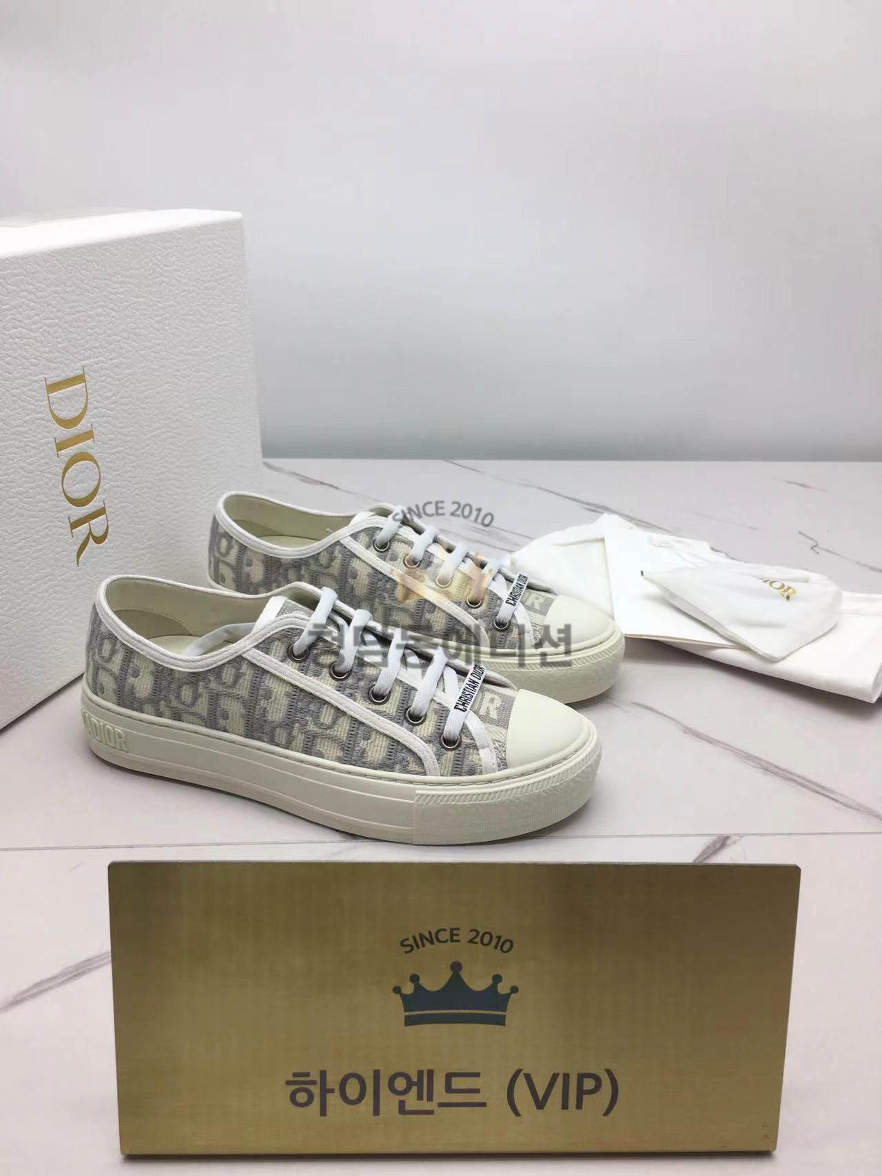 디올 워크앤 디올 오블리크 스니커즈