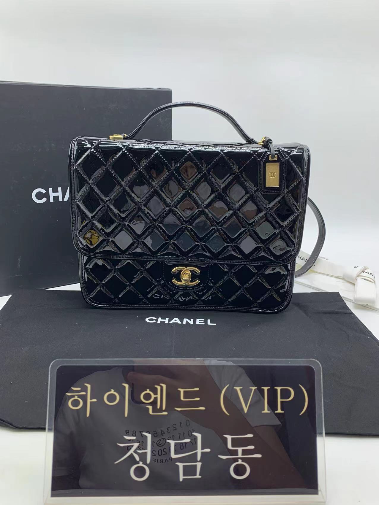 샤넬 22K 탑핸들 제니 백팩