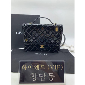 샤넬 22K 탑핸들 제니 백팩